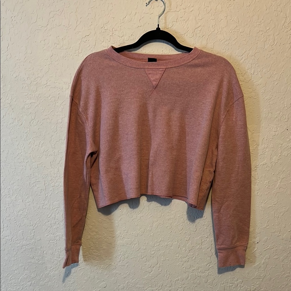 Wild Fable Pink Cropped Long Sleeve Sweatshirt